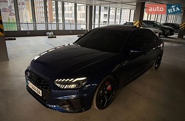 Седан Audi A4 2020 в Києві