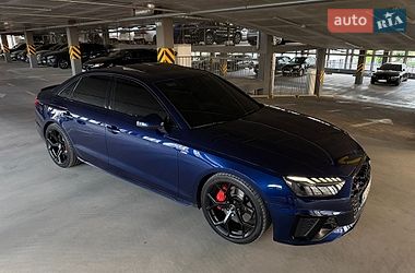 Седан Audi A4 2020 в Києві