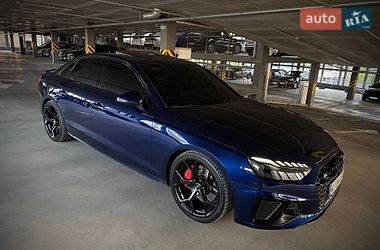 Седан Audi A4 2020 в Києві