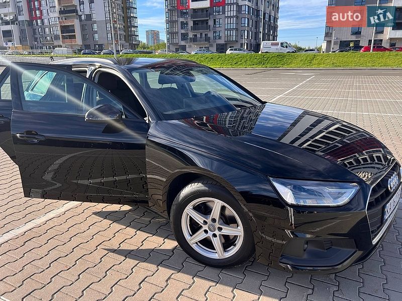 Універсал Audi A4 2020 в Києві