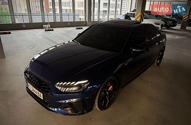 Седан Audi A4 2020 в Києві