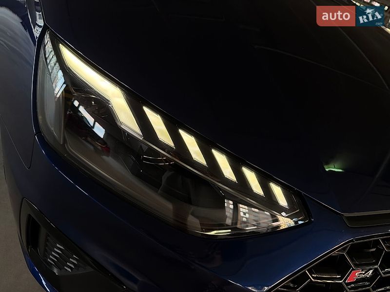 Седан Audi A4 2020 в Києві