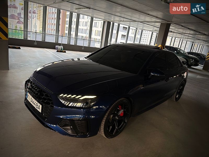 Седан Audi A4 2020 в Києві
