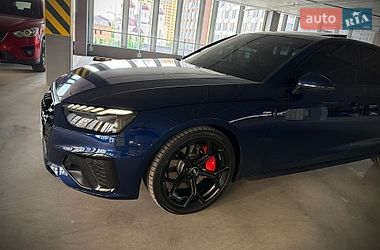 Седан Audi A4 2020 в Києві