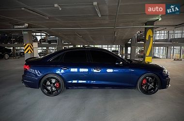 Седан Audi A4 2020 в Києві