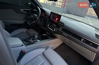 Седан Audi A4 2020 в Києві