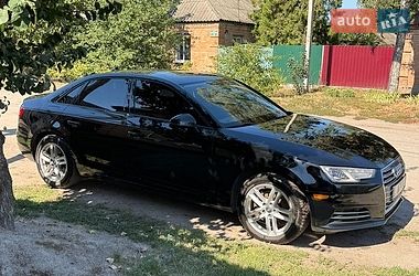 Седан Audi A4 2017 в Кропивницком