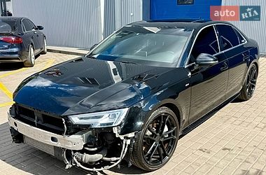 audi a4 2016 в Рівне від професійного продавця Петро