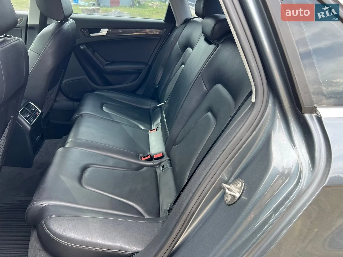 2013 Audi A4 - мініатюра 18