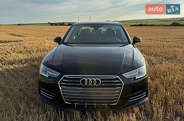 Седан Audi A4 2016 в Винниках
