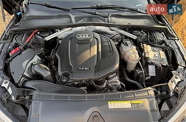 Седан Audi A4 2016 в Винниках