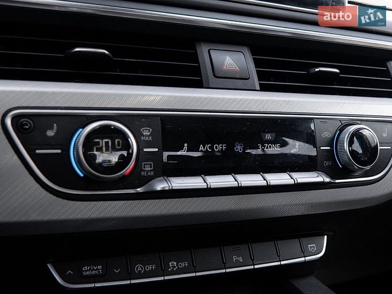 Седан Audi A4 2016 в Винниках