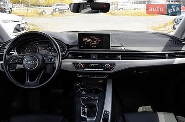Седан Audi A4 2016 в Винниках