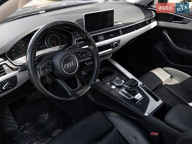 Седан Audi A4 2016 в Винниках