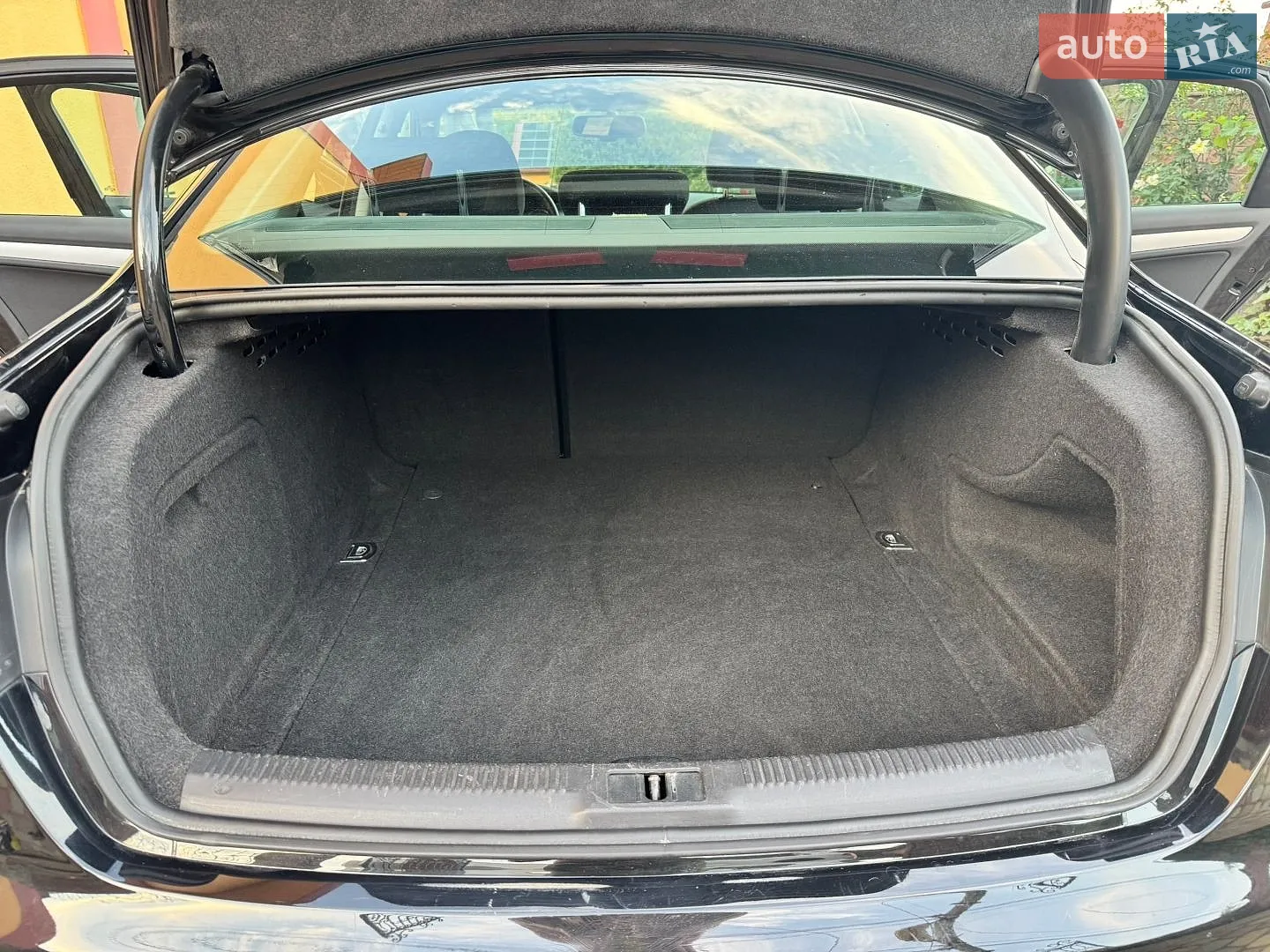 2011 Audi A4 - мініатюра 19