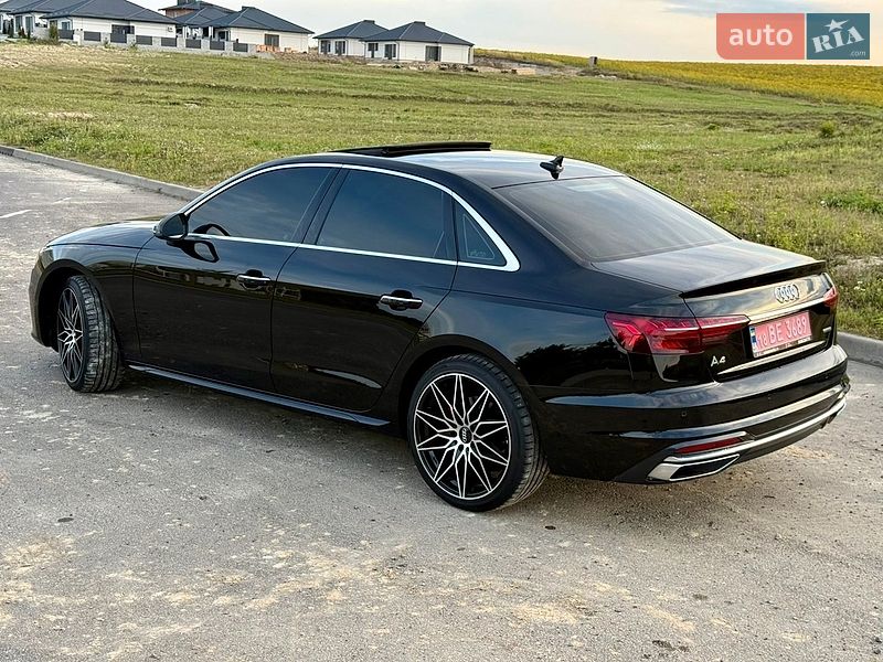 Седан Audi A4 2020 в Рівному