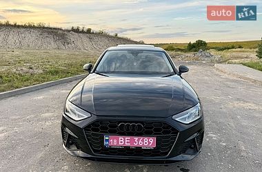 Седан Audi A4 2020 в Рівному