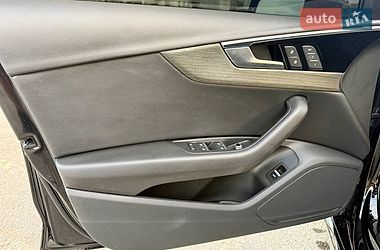 Седан Audi A4 2020 в Рівному