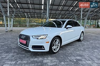 Седан Audi A4 2018 в Львове