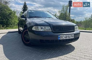 Седан Audi A4 1997 в Стрию