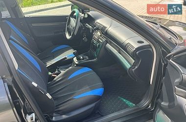 Седан Audi A4 1997 в Стрию