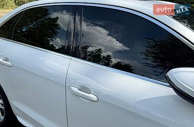 Седан Audi A4 2020 в Киеве
