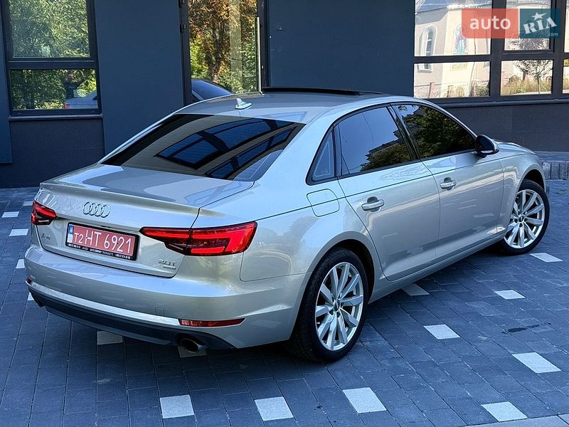 Седан Audi A4 2017 в Трускавці