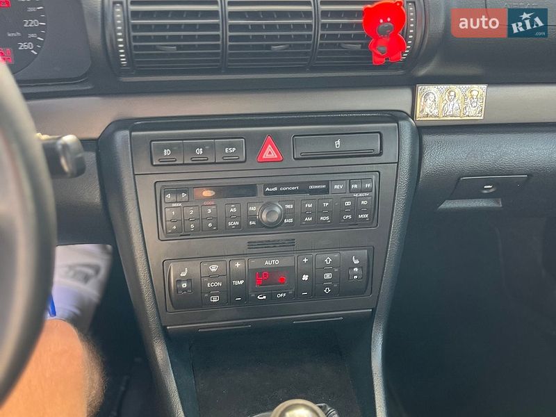 Универсал Audi A4 2001 в Николаеве