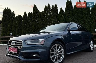 Седан Audi A4 2015 в Чернігові