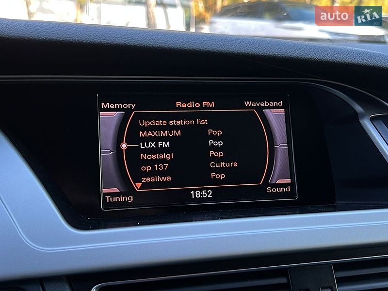 Седан Audi A4 2012 в Львові