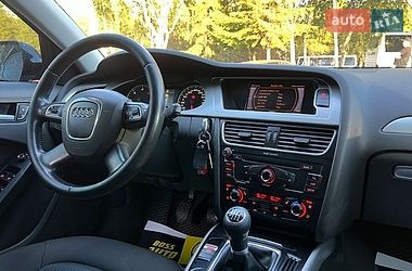 Седан Audi A4 2012 в Львові