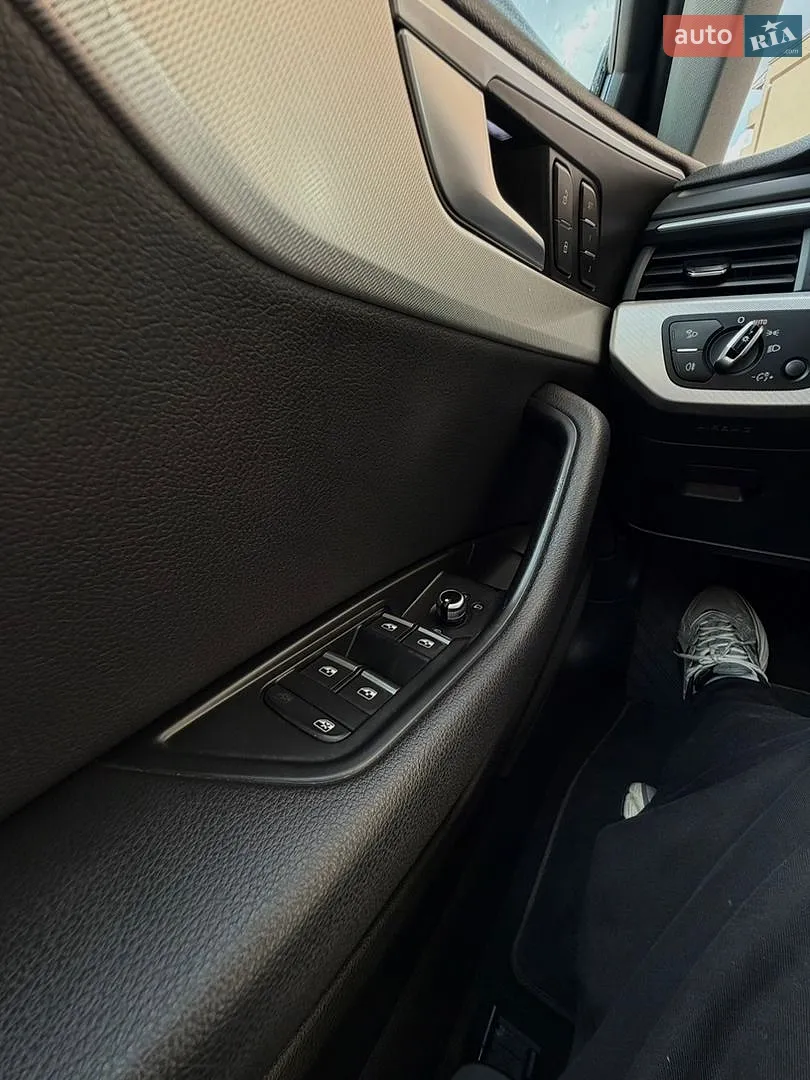 2016 Audi A4 - мініатюра 25