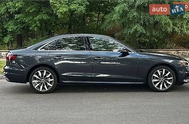 Седан Audi A4 2023 в Черкасах