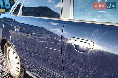 Седан Audi A4 1996 в Львове