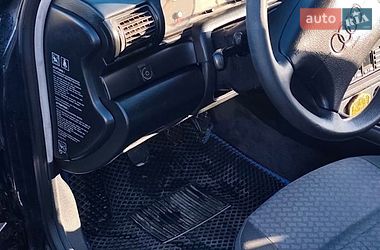 Седан Audi A4 1996 в Львове