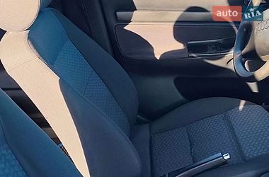 Седан Audi A4 1996 в Львове