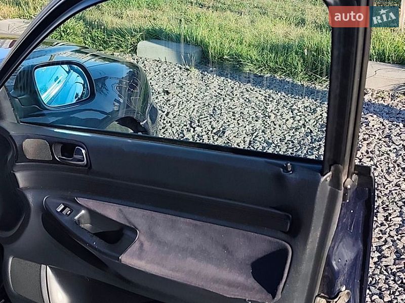 Седан Audi A4 1996 в Львове
