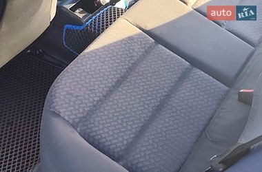 Седан Audi A4 1996 в Львове