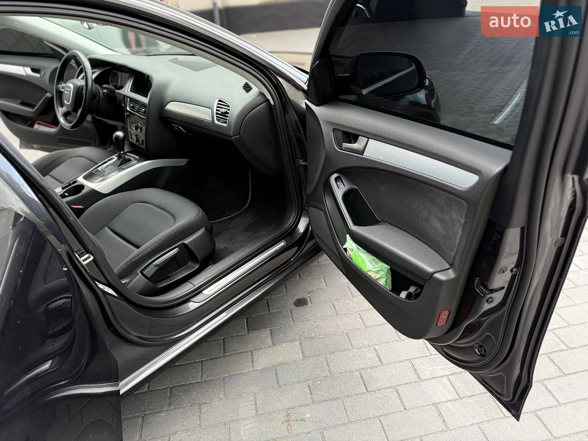 2010 Audi A4 - мініатюра 14