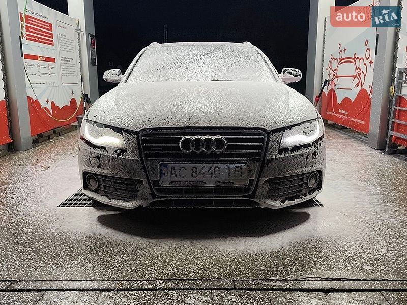 Універсал Audi A4 2010 в Володимирі