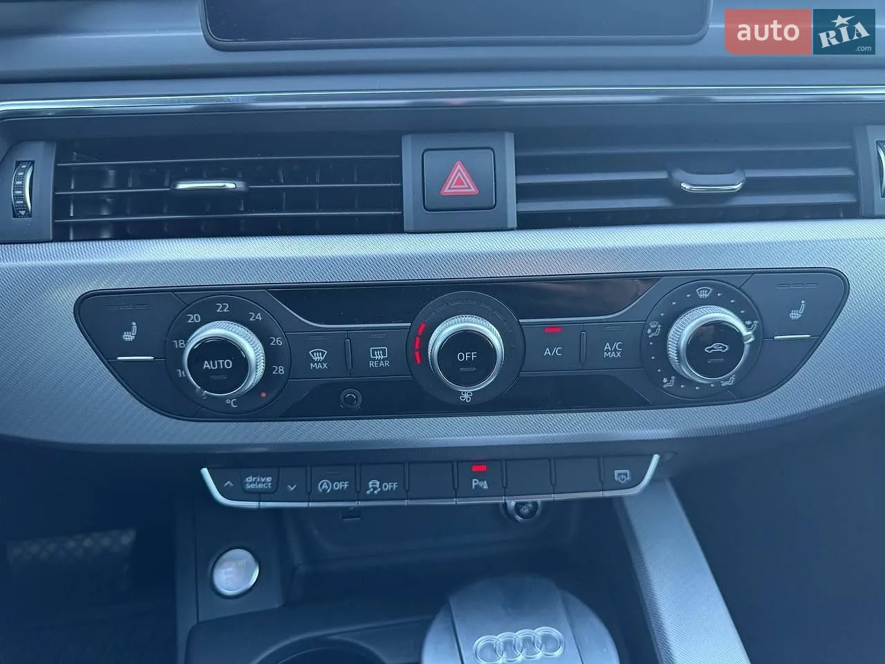 2018 Audi A4 - мініатюра 16