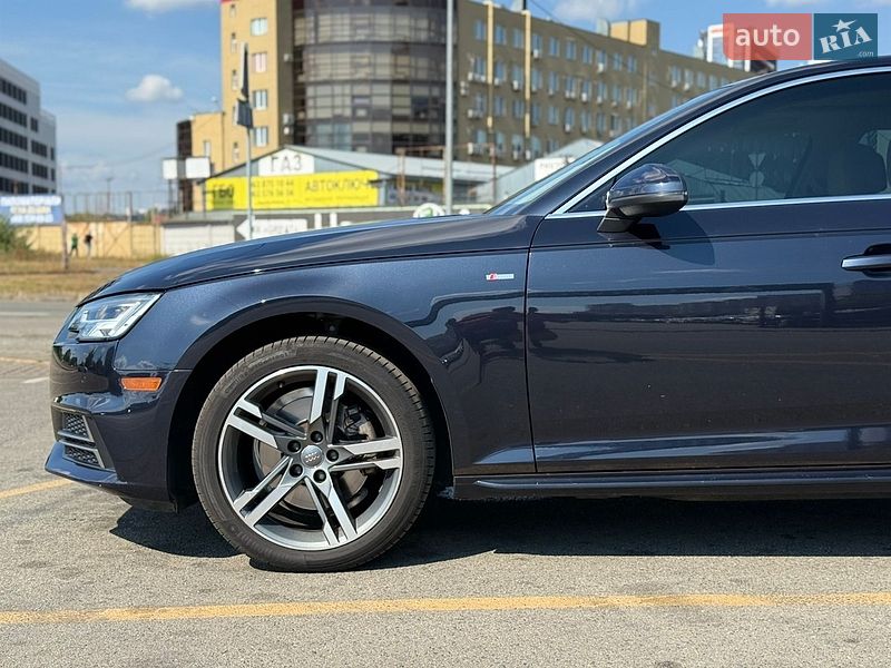 Седан Audi A4 2018 в Києві