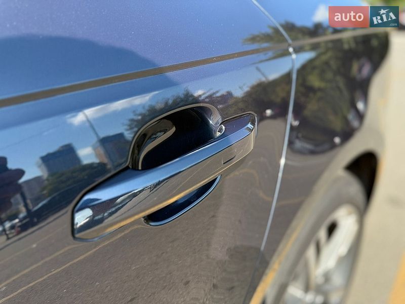 Седан Audi A4 2018 в Києві