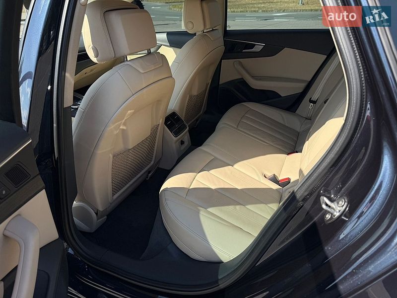 Седан Audi A4 2018 в Києві