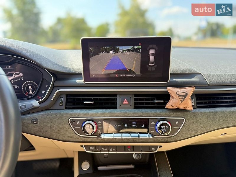 Седан Audi A4 2018 в Києві