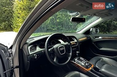 Седан Audi A4 2010 в Луцьку