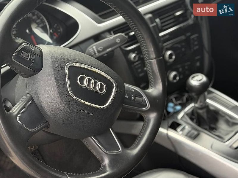 Седан Audi A4 2012 в Києві фото 8 Седан Audi A4 2012 в Києві