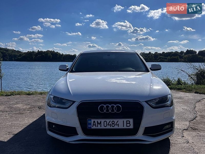 Седан Audi A4 2015 в Бердичеві
