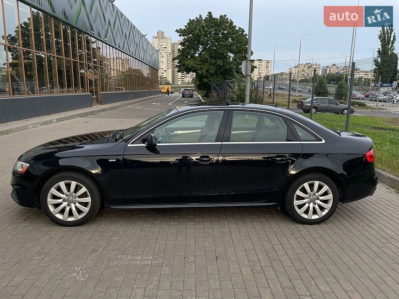 Седан Audi A4 2015 в Києві