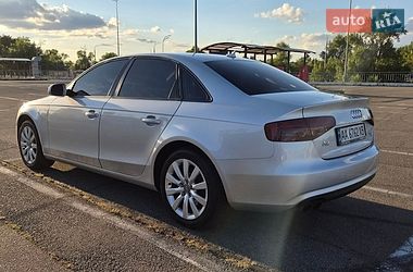 Седан Audi A4 2012 в Києві